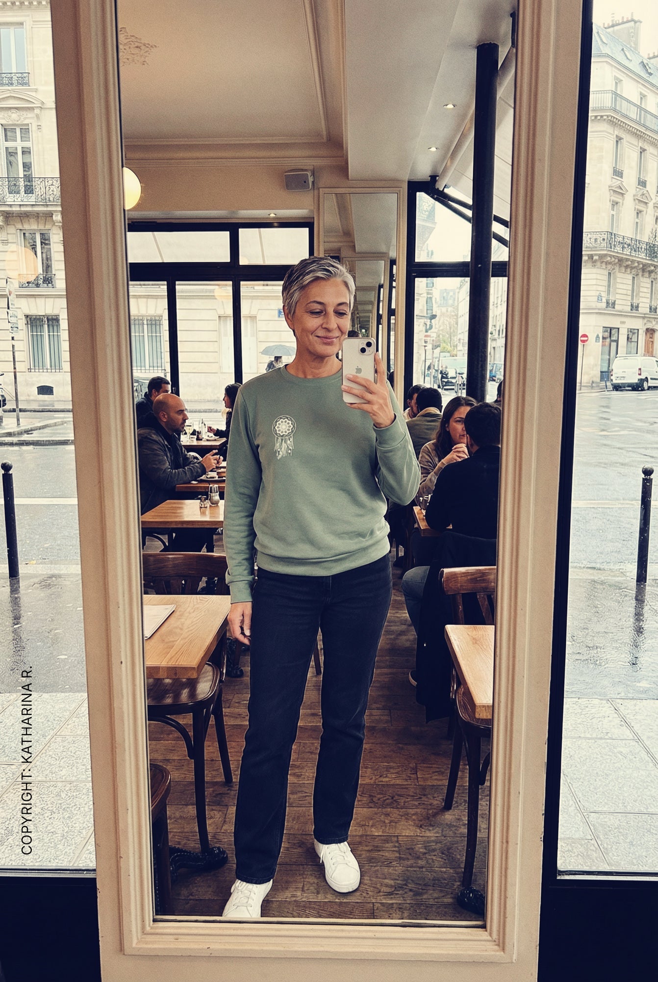 Wenn Farbe zu viel wirkt – und warum das kein Zufall ist