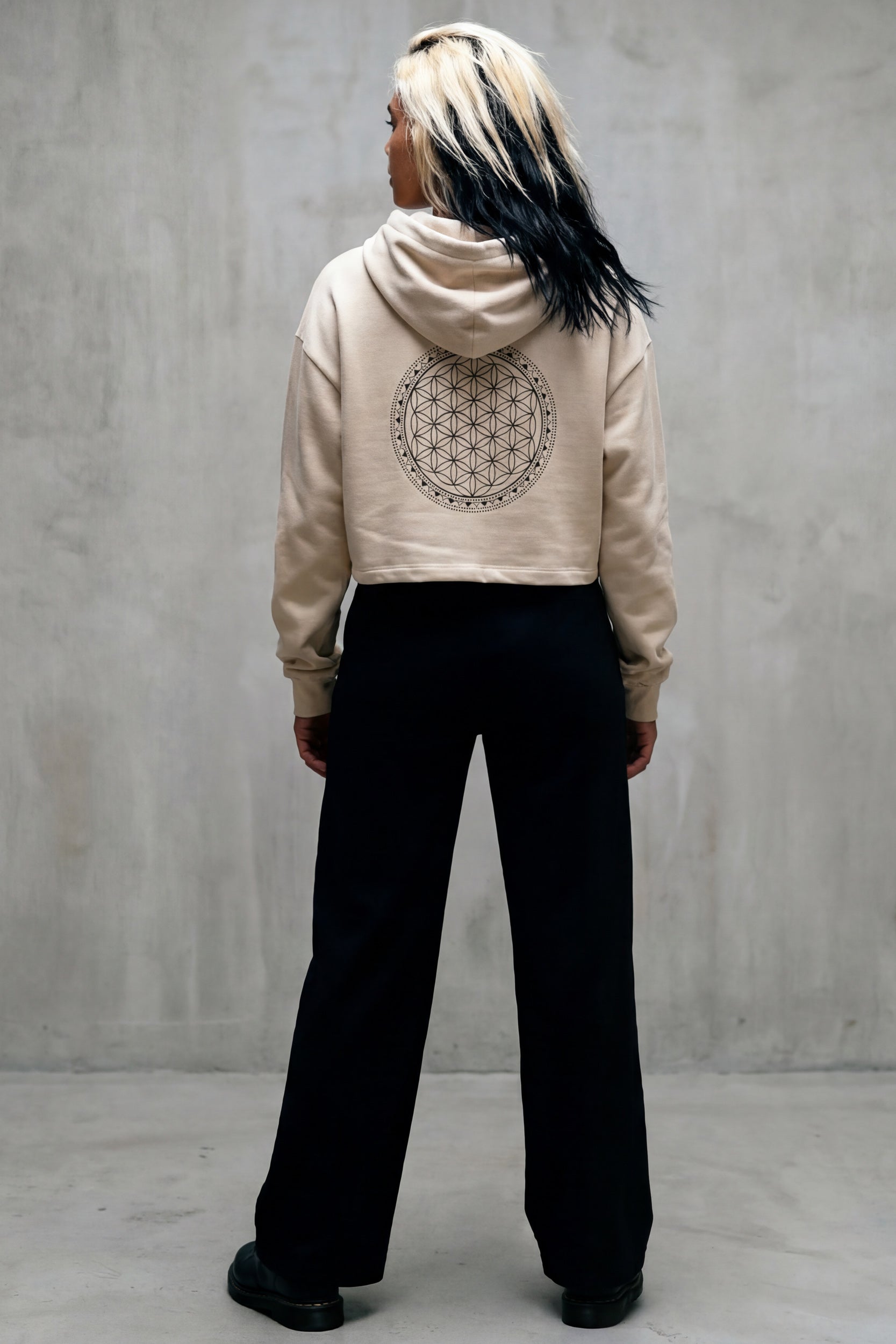 Short-Hoodie - Angora